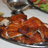 Aldeia Do Leitão Comida