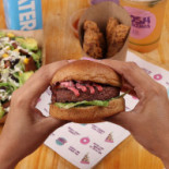 Nosh Cravings Comida