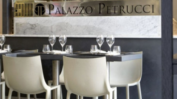 Palazzo Petrucci food