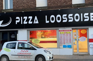 Pizza Loossoise outside