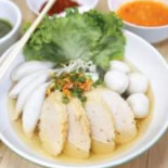 ลิ้ม เหลา ลูกชิ้นปลาสด รามอินทรา Comida