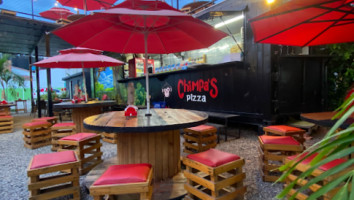 Chimpa's Pizza Av Los Faroles inside