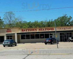 Baytown Seafood outside