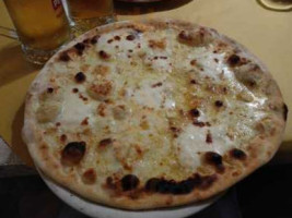 Pizzeria Il Caminetto food