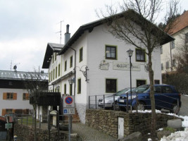 Gasthaus Schroll outside