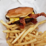 Hardee's Comida