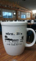Mrs B's Cafe food
