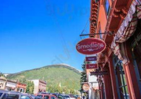 Smedley's Ice Cream Parlor And Espresso Coffe outside