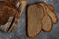 Reis Karl-Bernhard Brot- und Feinbäckerei food