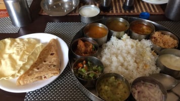 Sri Narayana Coffee House food