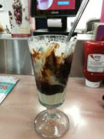 Friendly's food