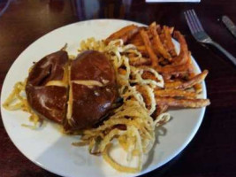 J's Pub Grill food