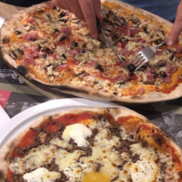 Baila Pizza - Saint Georges les Baillargeaux food