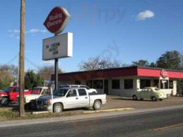 Dairy Queen outside