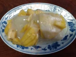 Simm Oriental Cuisine food
