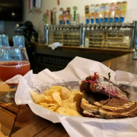 Sawtooth Brewery Public House food