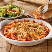 Olive Garden food