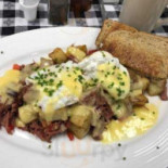Percy's Table Comida