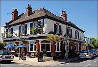 The Builders Arms outside