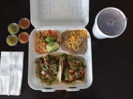 Lucy's Tacos food