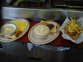 Huddle House food