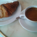 Eclair Au Café Comida