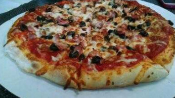 Little Italy Pizza Inc food