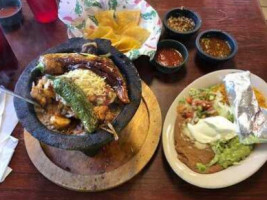 Mariachi Mexican Grill food