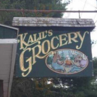 Kalil's Grocery outside