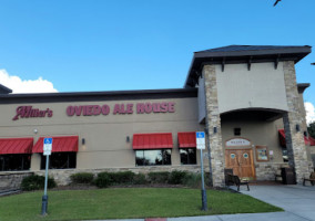 Miller's Oviedo Ale House outside