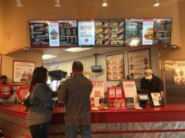 Freddy's Frozen Custard Steakburgers outside