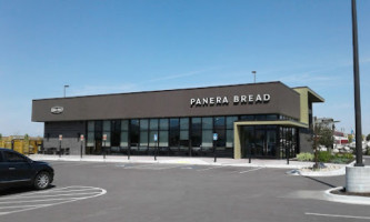 Panera Bread outside