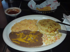 El Guanaco food