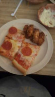 Terry's Pizza Shoppe food