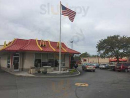 Mcdonald's outside