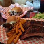 Hog Wild -b-que Comida