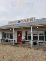 Hwy 77 Cafe outside