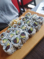 Sushi De La Jatte food