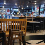 Beach Grill Plus Dentro