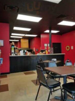 Westernport Fox's Pizza Den inside