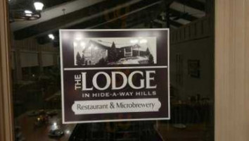 The Lodge At Hide-a-way Hills food