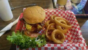 Ski-boy Drive Inn food