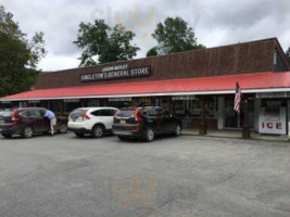 Singleton's General Store outside