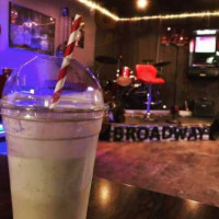 Broadway Brothers inside