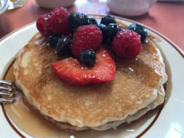 Goulding's Stagecoach Dining Room food