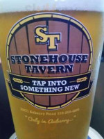 Stonehouse Tavern food