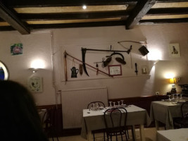 Restaurant La Rapee food