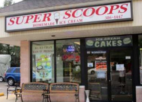 Super Scoops Ice Cream food