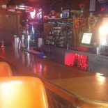 Curly's Dentro