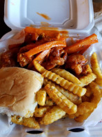 Crumpy's Wings & More food